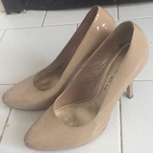 Antonio Melani Nude patent leather heels